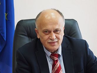 Лекари в България има достатъчно, липсват в определени специалности