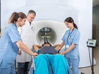 Ново в лечението на рака: ЯМР-направлявана радиотерапия