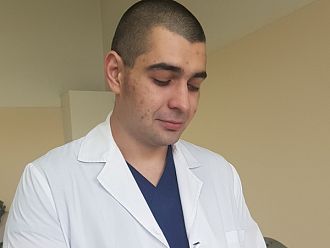 Лекари от