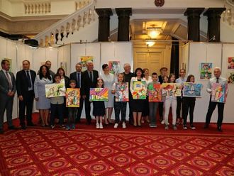 Деца рисуват като алтернатива на употребата на психоактивни вещества