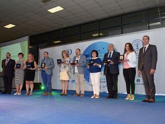 БФС отличи 10 фармацевти в навечерието на Еньовден