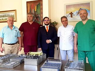 Дарение за Клиниката по неврохирургия на